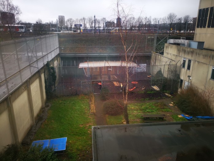 Axe Throwing Axe Effect